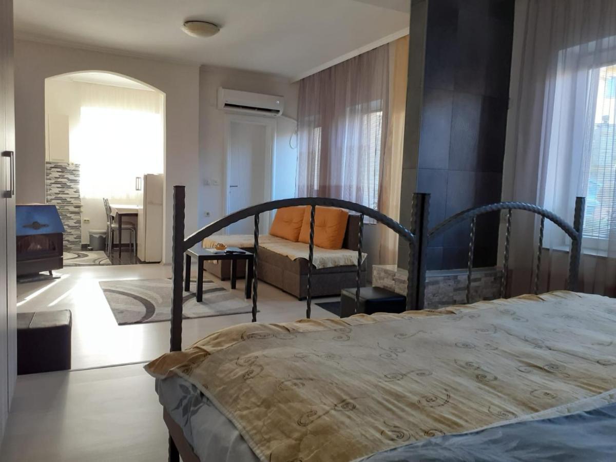 Alex Apartments Kruševo Extérieur photo